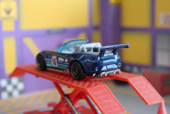 Hot wheels Mazda MX-5 miata - photo numéro 3