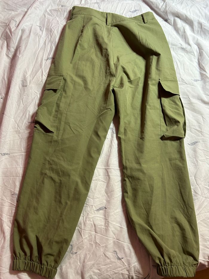Pantalon cargo vert