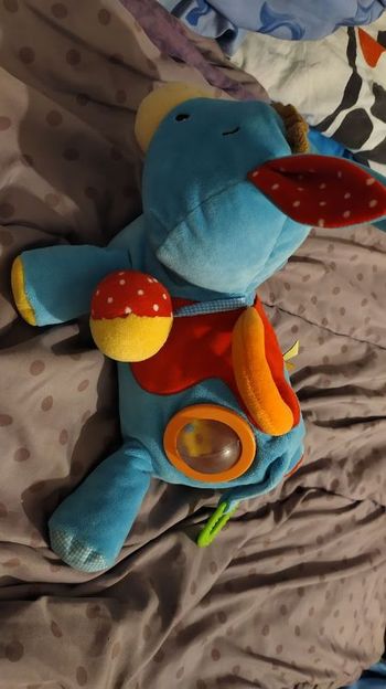 peluche d'éveil