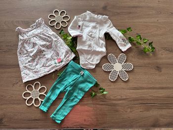 Ensemble robe, bodie et legging