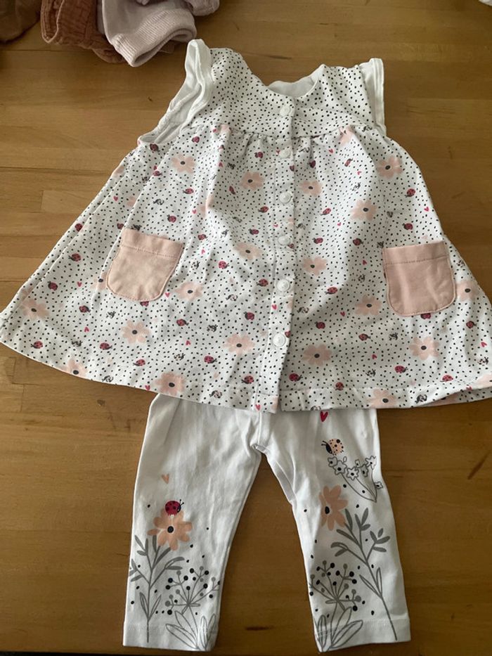 Ensemble robe + legging 3 mois du pareil au même