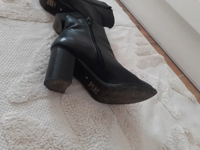 Très belles mi bottes noires TEXTO  T 36 - photo numéro 3