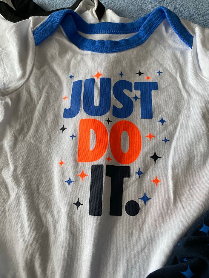 Lot de 6 bodys manches courtes - photo numéro 4