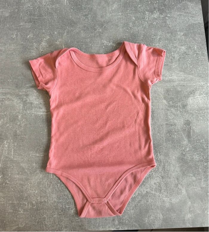 Lot de 10 vêtements - photo numéro 5