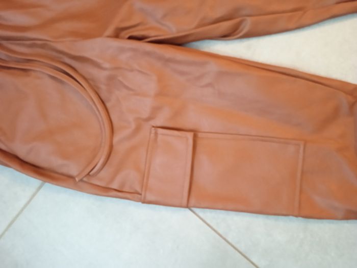 pantalon cargo simili cuir neuf étiquette achat willy z - photo numéro 4