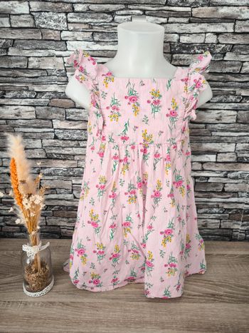 🌸 Jolie robe légère et fleurie Primark 5 ans 🌸