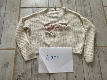 Très joli pull hiver fille 4 ans