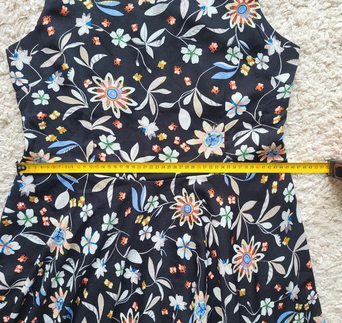 Robe fleurie noire sans manches Anna Ellis Taille XL ou 42 - photo numéro 12