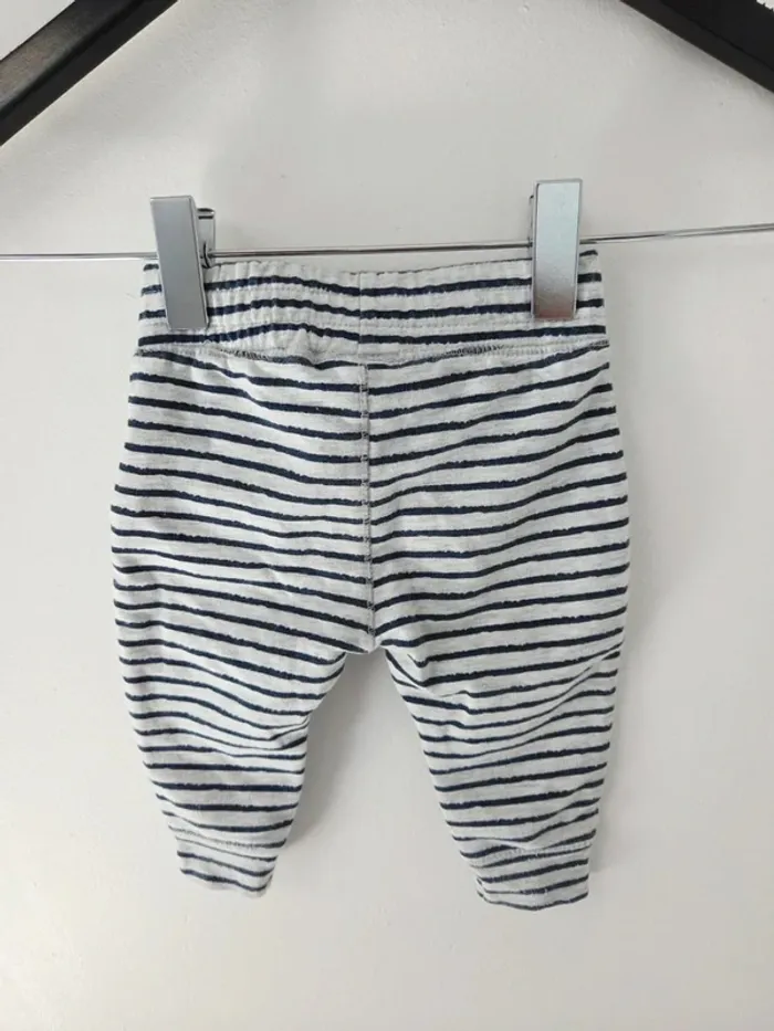 Joli jogging Tex 3 mois - photo numéro 4