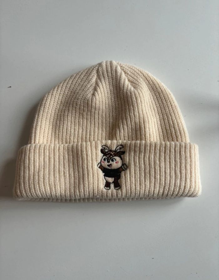 Bonnet cloud-b