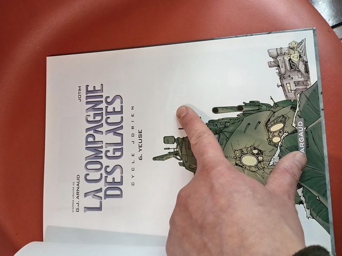 Bd La compagnie des glaces t6 : yeuse - photo numéro 7