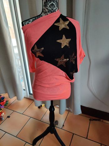 Haut asymétrique