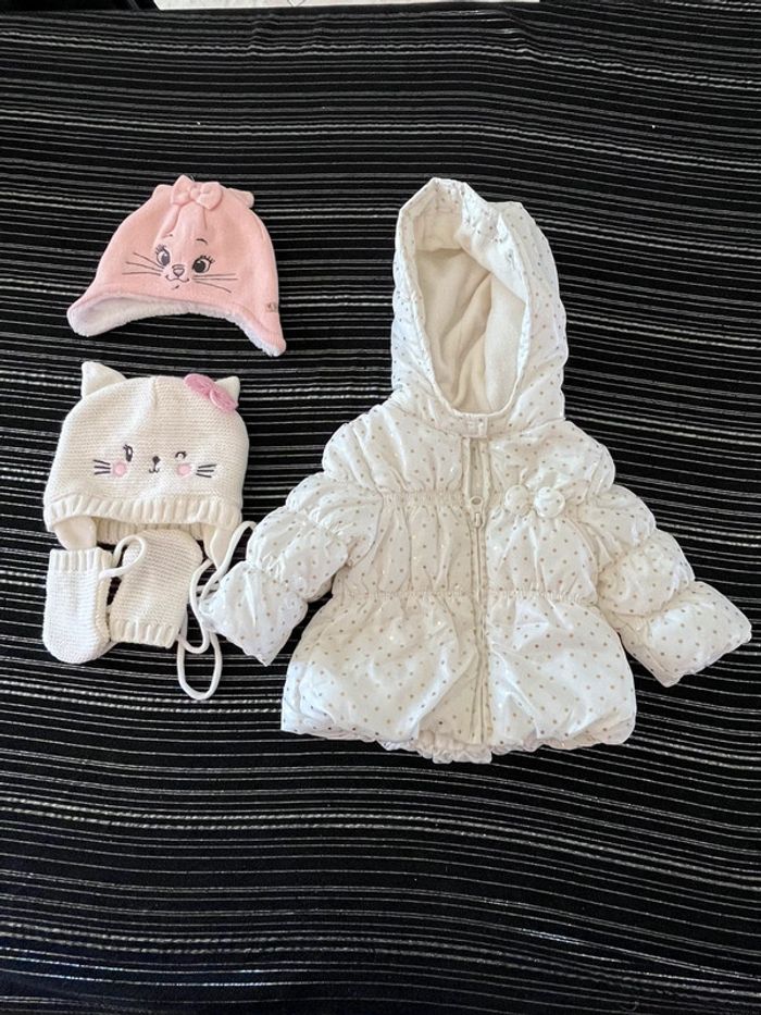 Lot manteau bonnet 3 mois