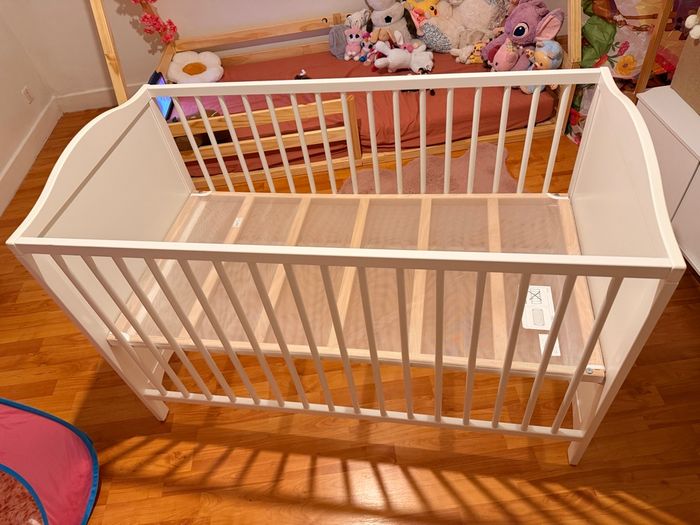 Lit bébé 60x120 + matelas avec alèse - photo numéro 2