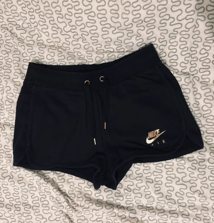 Short Nike / Taille M