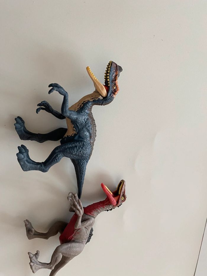 Lot 2 dinosaures jurassic world - photo numéro 4