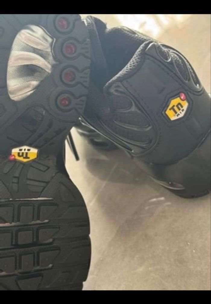 Nike tn enfants noir full black 34 - photo numéro 3