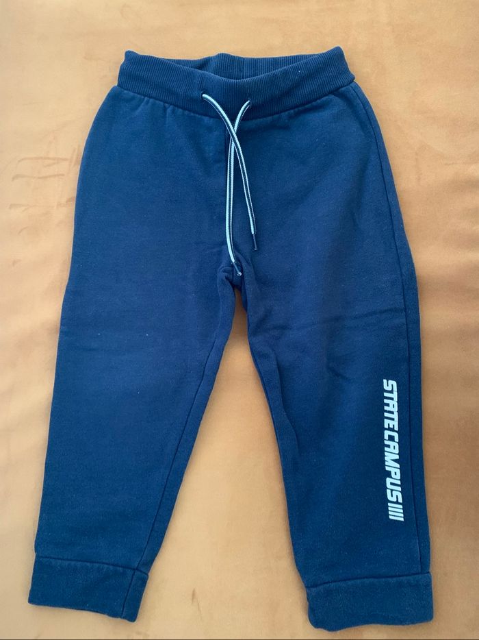 Pantalons taille 3 ans - photo numéro 2