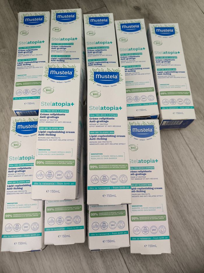 Lot 11 ou à l'unité crème Stelatopia+ bébé Mustela