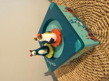 Boite A Musique Dans La Jungle Bleu - MOULIN ROTY