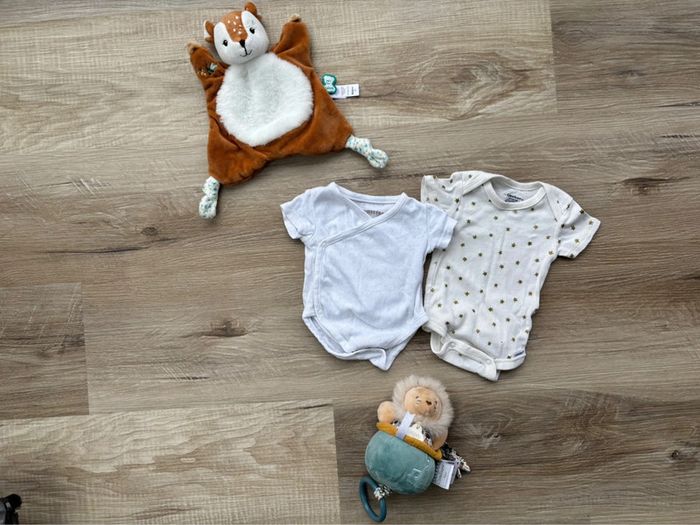 Lot bodies naissance mixtes