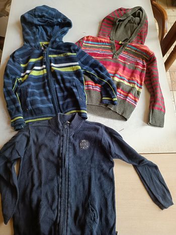 Gilets et pull