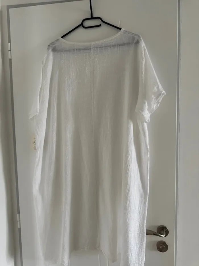 Robe blanche - photo numéro 4