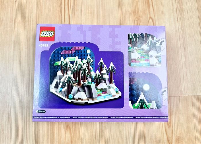 Lego Set Noël : Le Diorama des Aurores Boréales (Réf. : 40785) - NEUF - photo numéro 2