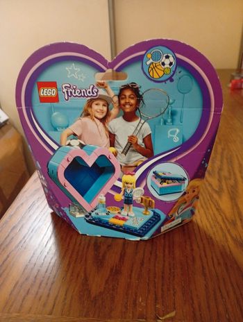 Lego Friends la boîte coeur de Stéphanie neuf dès 6 ans