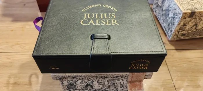Boîte cigare julius caeser