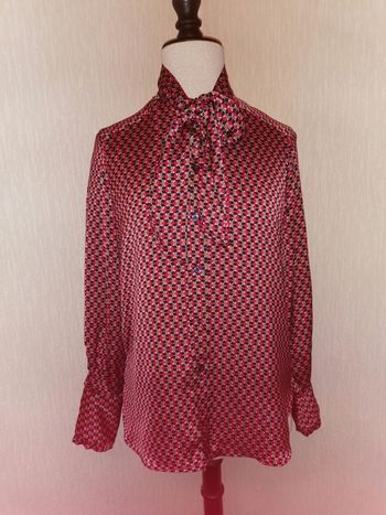 Chemisier à motifs à col lavallière Mango