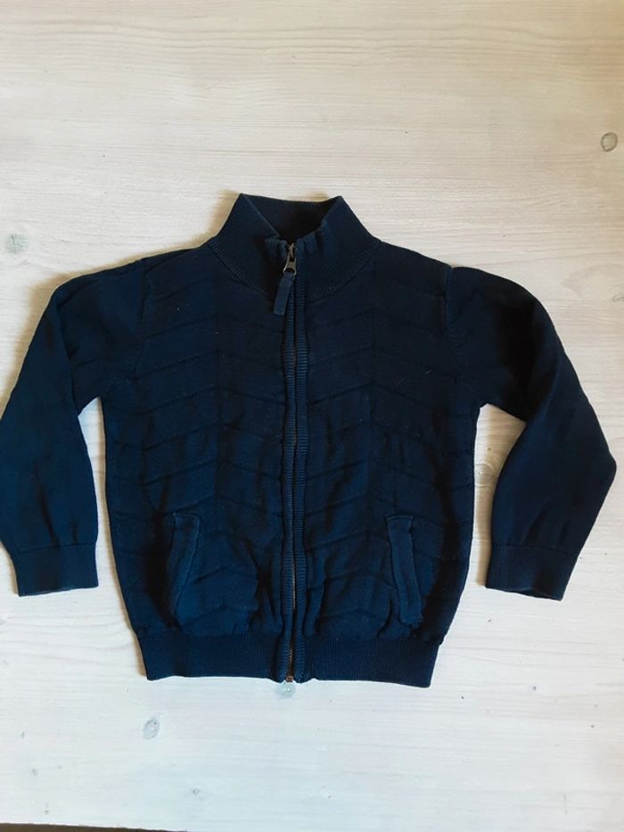 Gilet coton maillé avec zip T. 5 ans