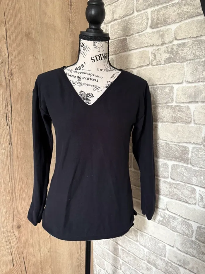 Pull noir femme taille 38/40 100% coton