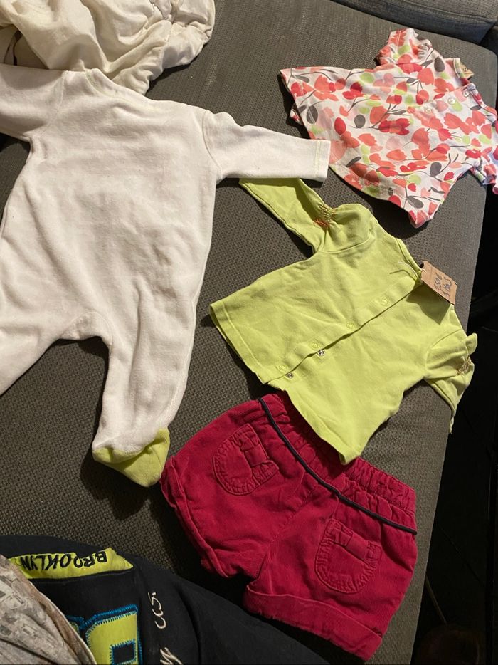 Lot bébé fille, trois mois - photo numéro 2