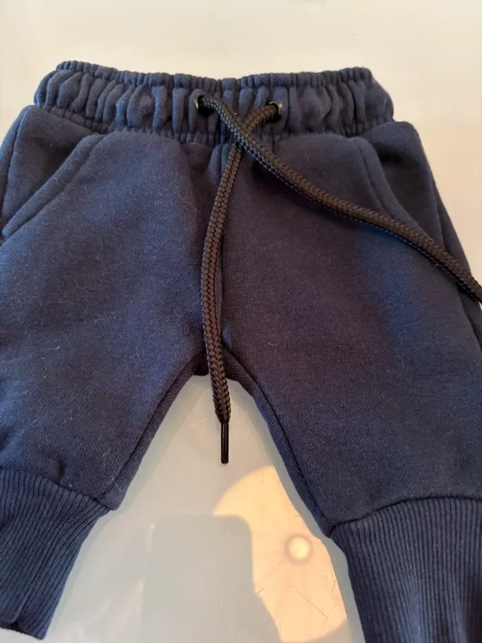2 pantalons Hema - photo numéro 3