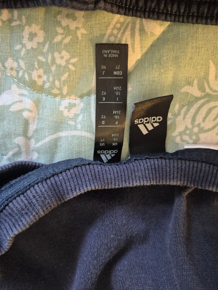 Ensemble jogging Adidas 18/24 mois - photo numéro 10