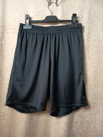 Short mi long sport enfant. Marque Jako (E015)