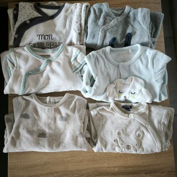 Pyjama velours taille 3 mois
