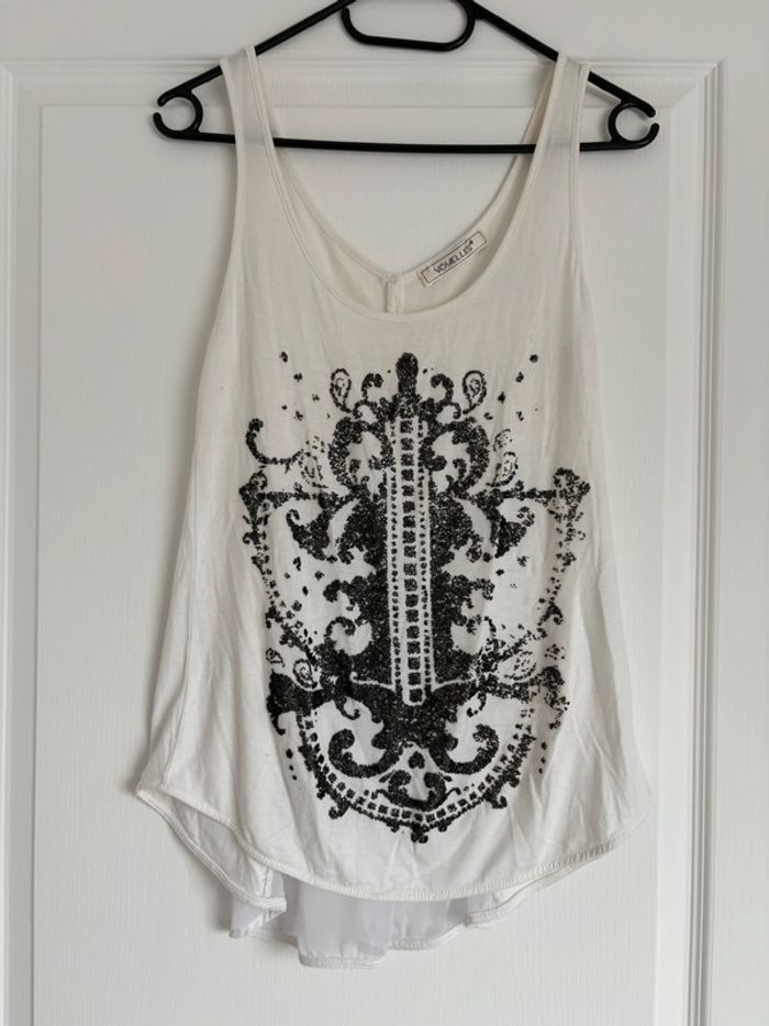 Débardeur col rond voyelles blanc avec motifs paillettes noir taille M - photo numéro 2