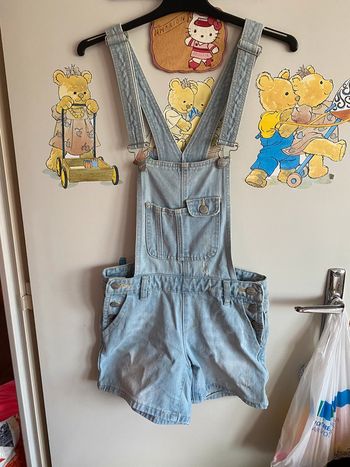 Salopette en jean bleu clair, taille 32, marque Jennyfer.