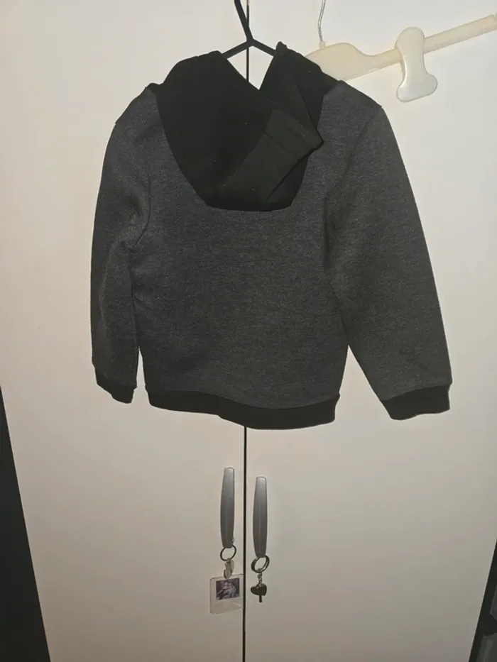 Sweat capuche - photo numéro 3