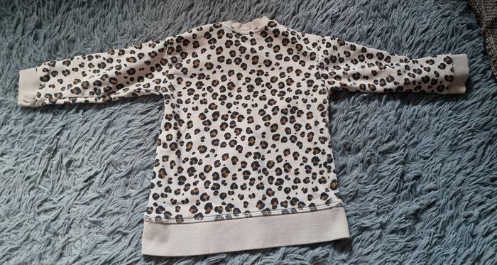 Sweat motifs léopard 🐆 1½-2ans - photo numéro 4