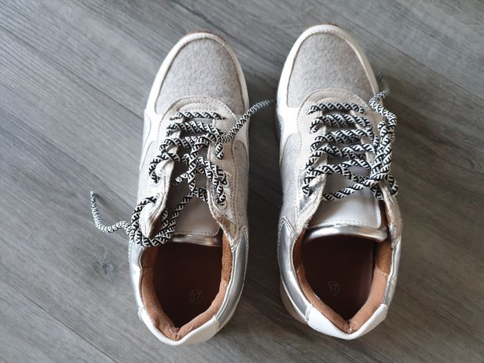 Basket femme T. 37 - photo numéro 3