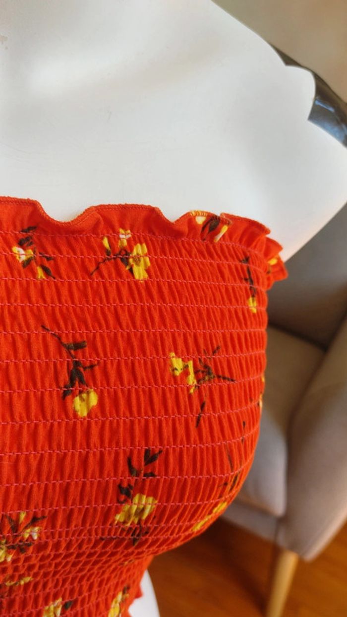 Crop top élastique Marque Ardene taille s couleur orange corail rouge motif à fleurs - photo numéro 7