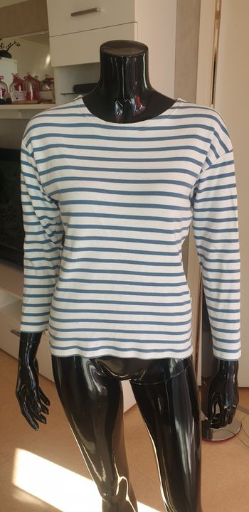 Haut rayé bleu clair M