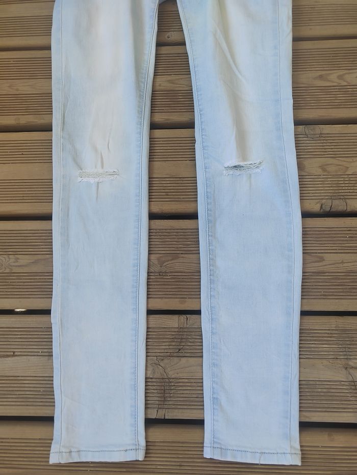Jean Troué Bleu Clair Femme – Taille S/36  – Coupe Skinny – Look Tendance Y2K - photo numéro 2