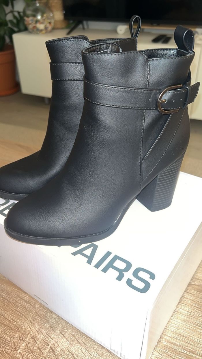 Bottine à talons / Très bon état / Taille 37 - photo numéro 2