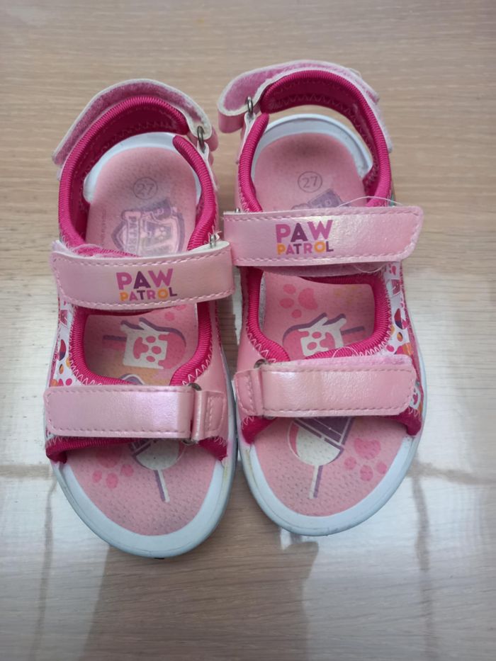 Sandalettes pointure 27🌺🌺 - photo numéro 4