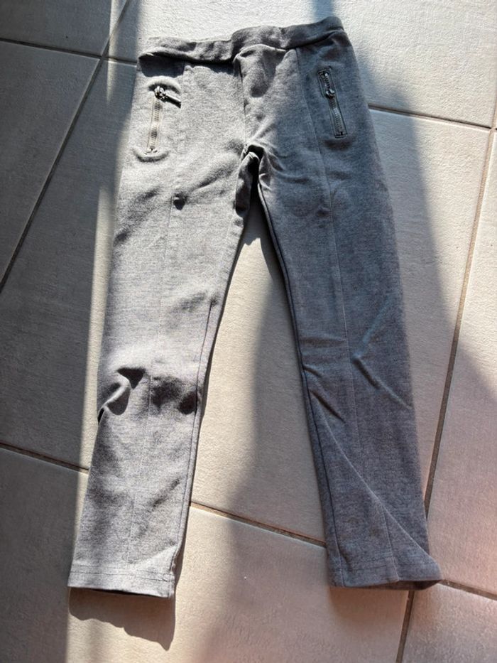 Lot 2 pantalons / jeggings fille 5 ans – confortables et stylés 👖 - photo numéro 4