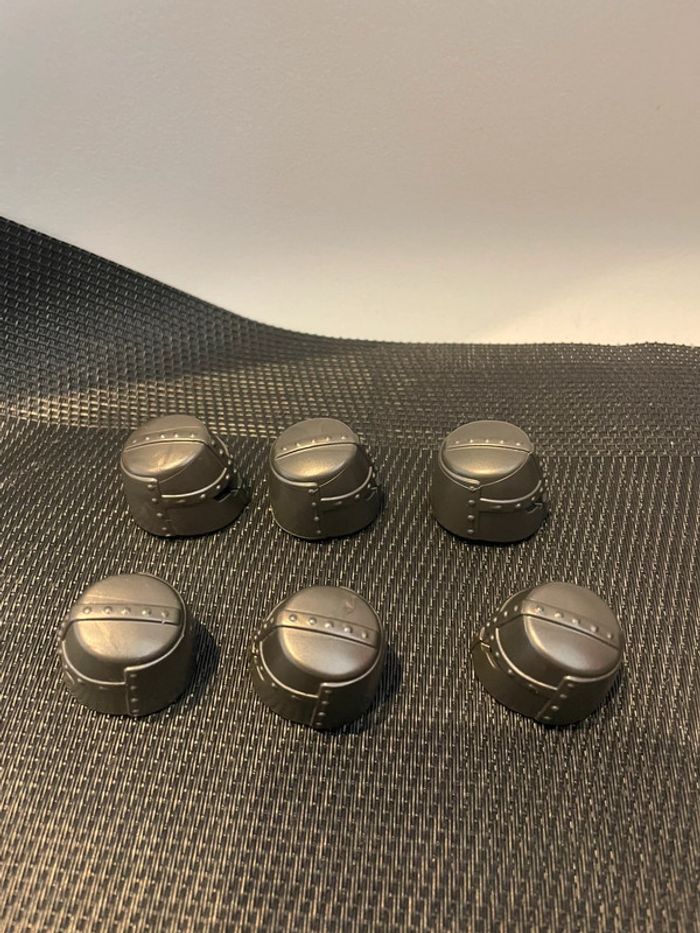 Playmobil lot 6 casques gris foncés armures chevalier 4865 4866 4868 4869 4873 4933 5240 - photo numéro 3